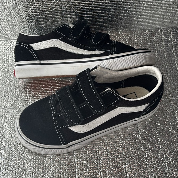 Vans Kids Old Skool V Shoe - Picture 2 of 5